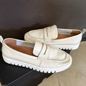 Vionic White Leather Platform Loafers